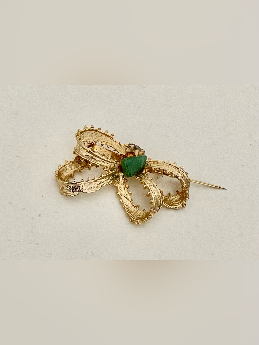 Vintage Gold Double Bow Brooch With Jade Green Center
